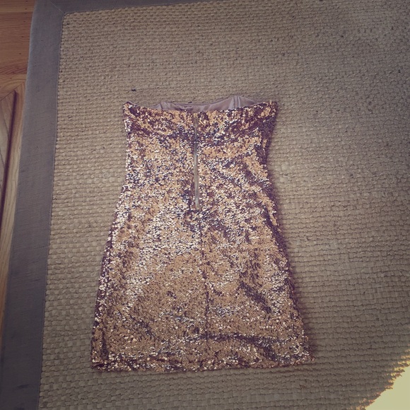 Gold sequin strapless dress. Size S. - Picture 3 of 4